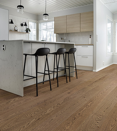 Novafloor New Classics Tammi Antique Brown 1-sauva öljyvahattu & harjattu parketti